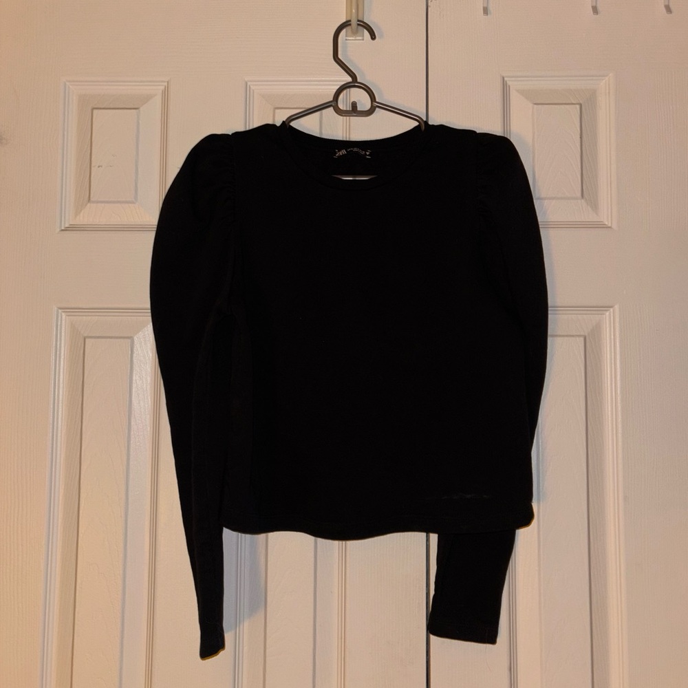 Zara Elegant Black Knitwear